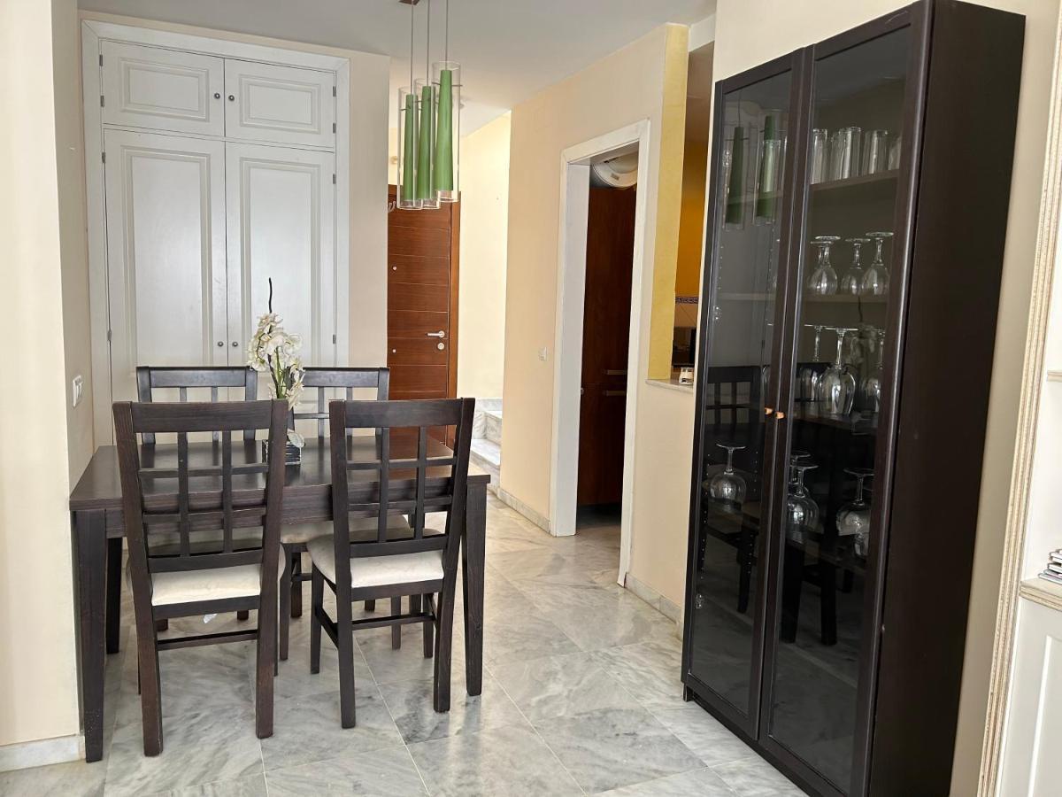 Atico Triana Con Piscina Privada Apartment Seville Ngoại thất bức ảnh
